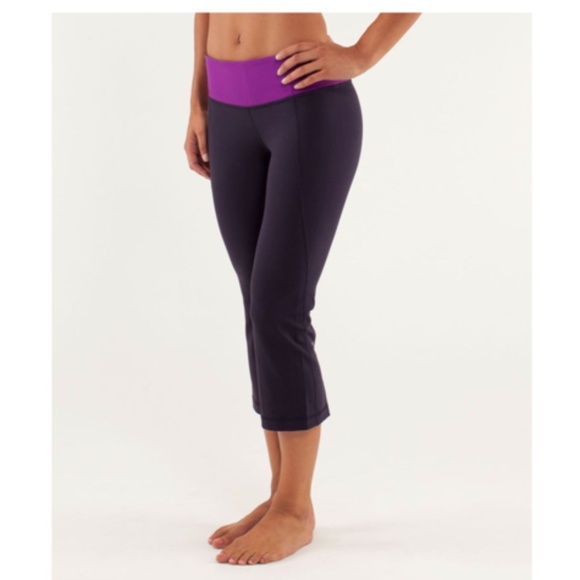 LULULEMON Gather & Crow Crop Black Swan/Violet Herringbone Reversible Size 6 - Picture 2 of 16